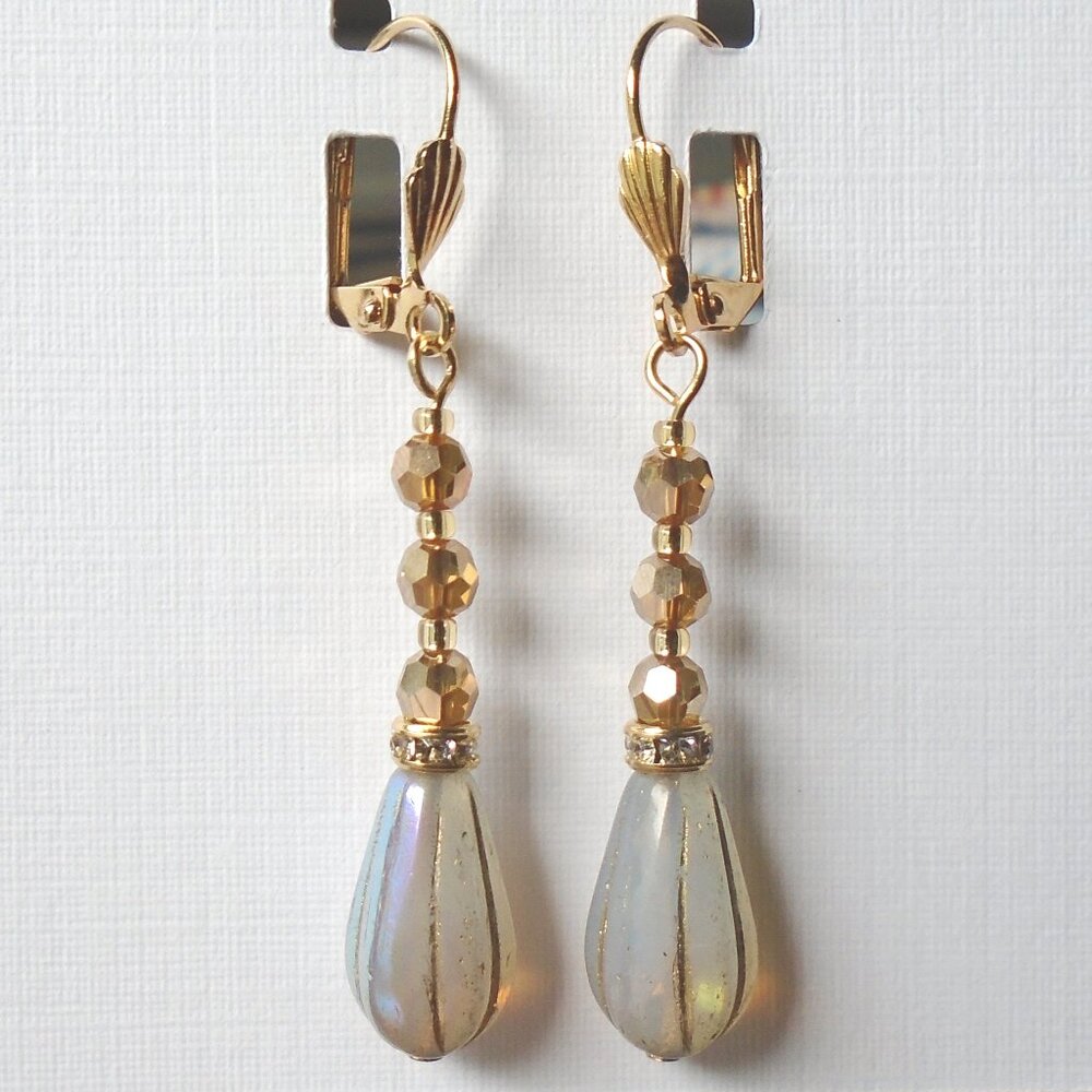 WHITE OPAL AB MELON TEARDROP DANGLE EARRINGS BEAUTIFUL